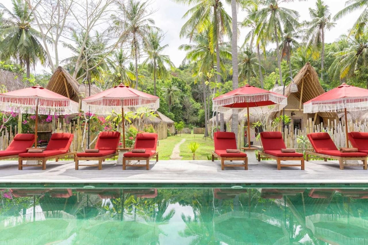 Amahelia Luxury Resort & Restaurant - ギリ・アサハン エクステリア 写真